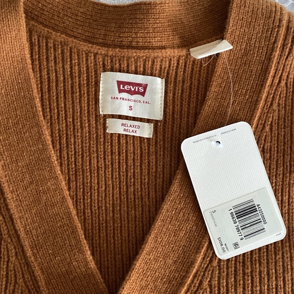 LEVI’S Men’s Sweater Vest - Picture 3 of 5